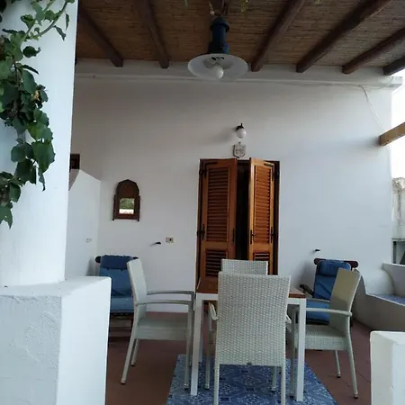 Al Mare Aparthotel Vulcano (Isola)