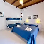 La Casa Al Mare Ξενοδοχείο με διαμερίσματα 3*