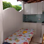 Ξενοδοχείο με διαμερίσματα La Casa Al Mare Vulcano (Isola)