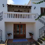 Ξενοδοχείο με διαμερίσματα La Casa Al Mare