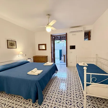 La Casa Al Mare 3*