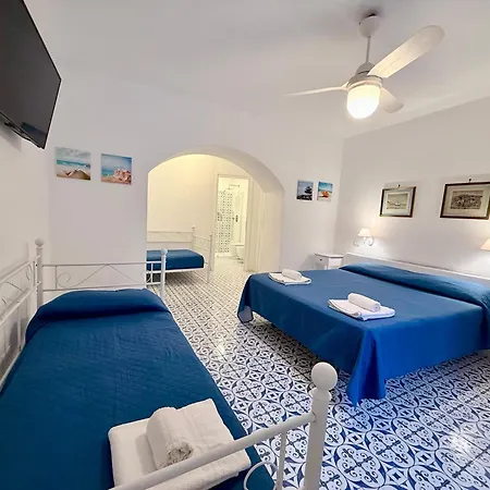 La Casa Al Mare 3*