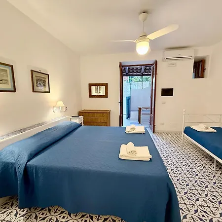 La Casa Al Mare 3*