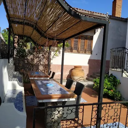 شقة فندقية La Casa Al Mare 3*