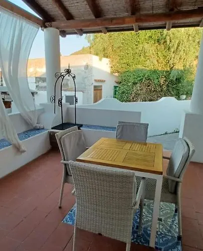 La Casa Al Mare Vulcano (Isola)