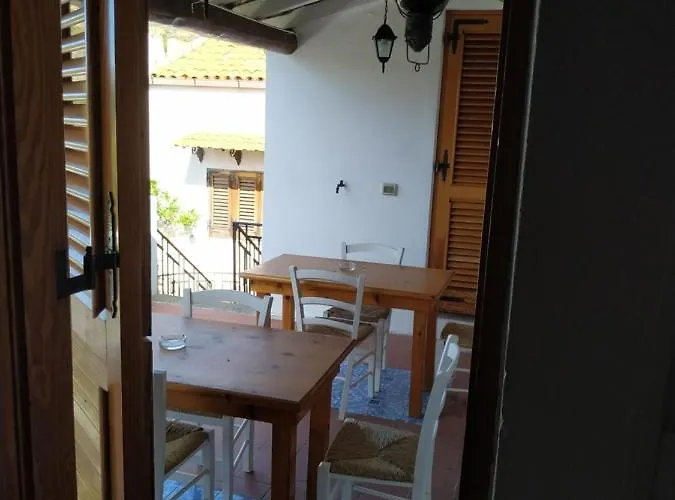 Aparthotel La Casa Al Mare Vulcano (Isola)