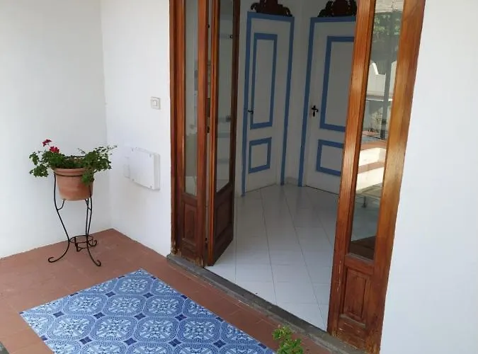 La Casa Al Mare Aparthotel 3*