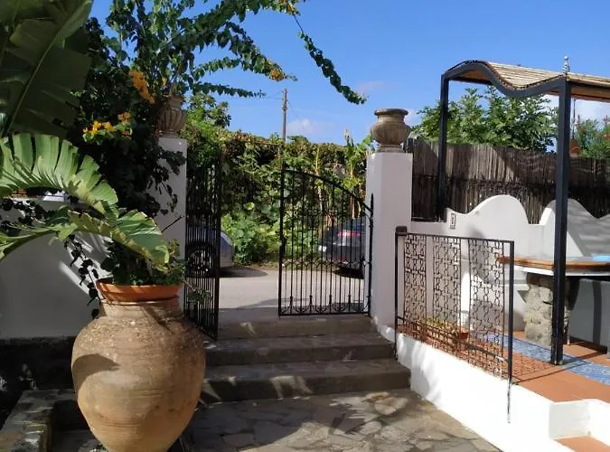 Aparthotel La Casa Al Mare 3*